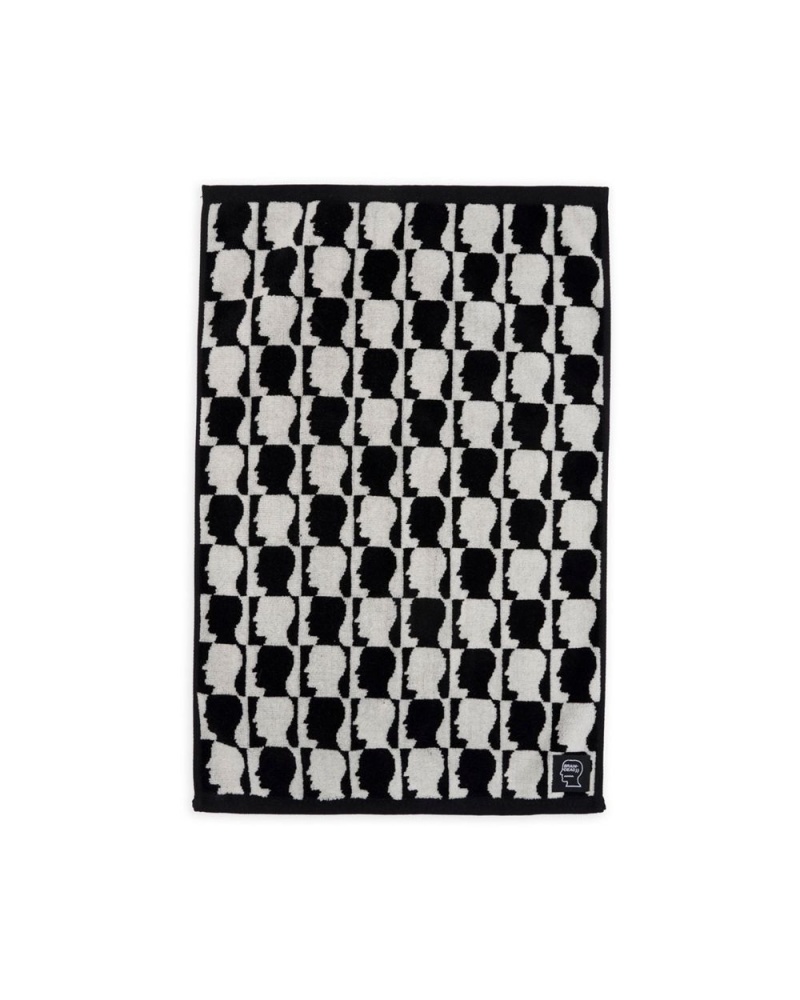 Black Brain Dead Checkered Logo Head Hand Towel | AU 0764938-YD