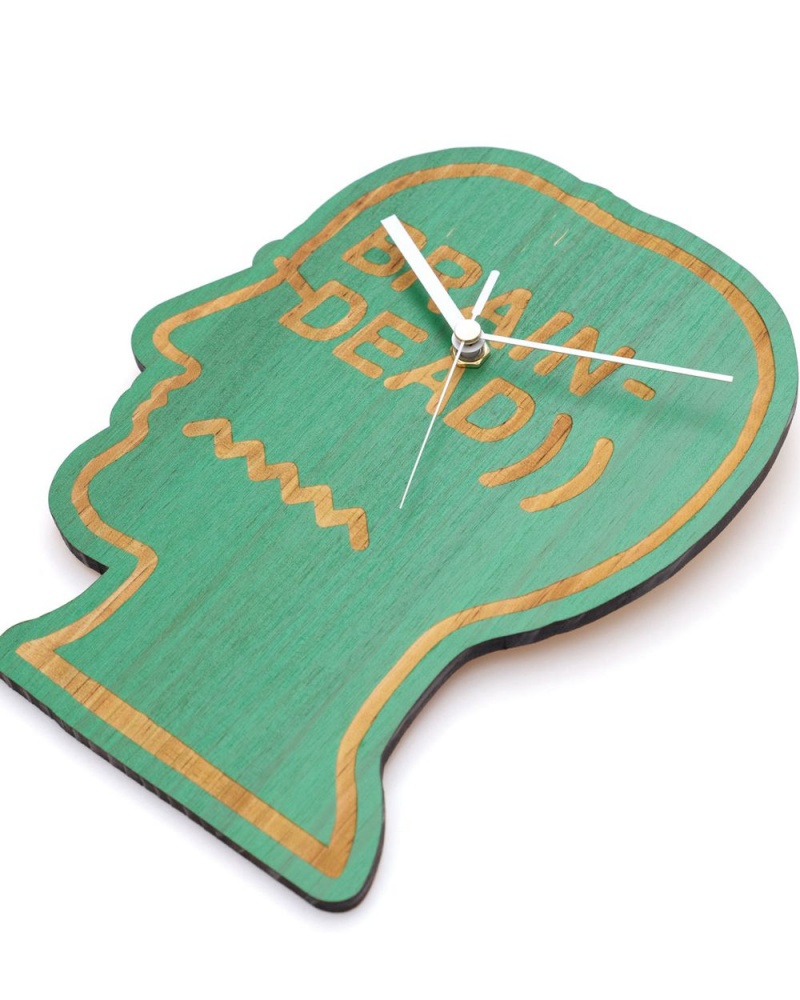 Green Brain Dead Wooden Logo Head Clock Homeware | AU 2895146-KU